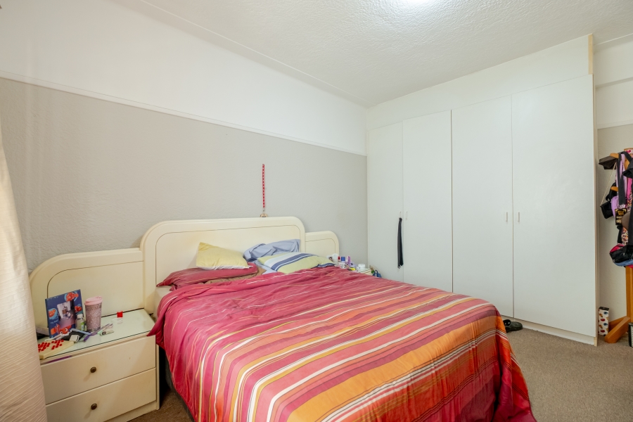 2 Bedroom Property for Sale in Sea Point Western Cape